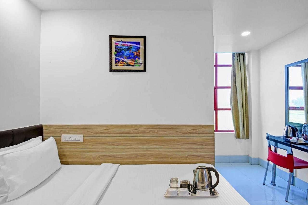 Oyo Townhouse 779 Gods County Otel Tarapith Dış mekan fotoğraf