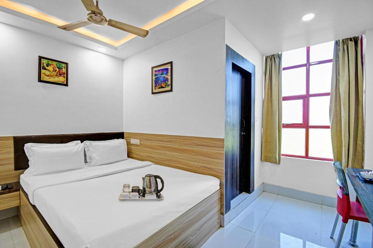 Oyo Townhouse 779 Gods County Otel Tarapith Dış mekan fotoğraf